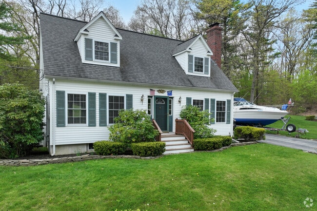 In Georgetown Cape Cod properties even have room for your boat too.