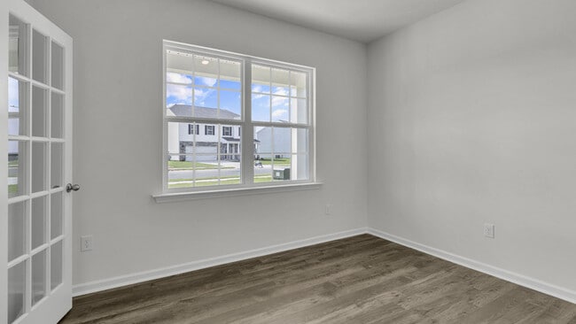 1376 Lansdowne Dr, Mebane, NC 27302 - photo 4