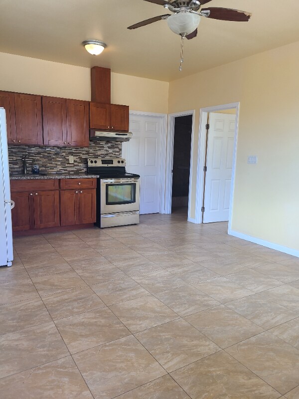 383 Nihoa St Unit 2, Kahului, HI 96732