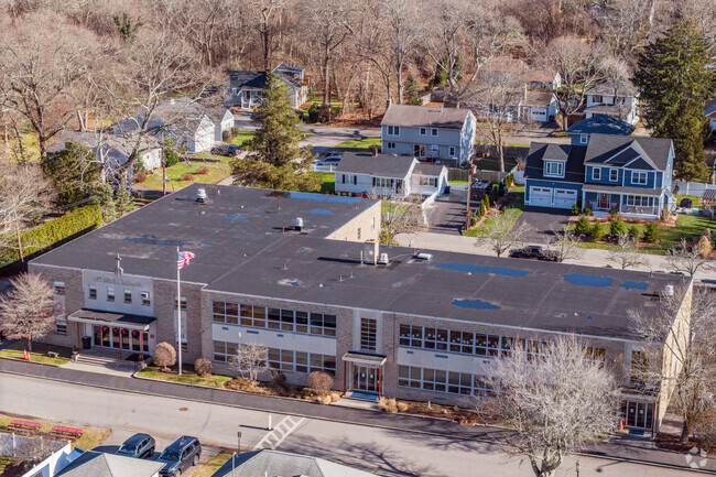 Scholarship, leadership and spirituality are emblematic of St. Luke's School in Barrington.