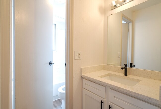 Postmark at Littleton, Littleton, CO 80120 - photo 6