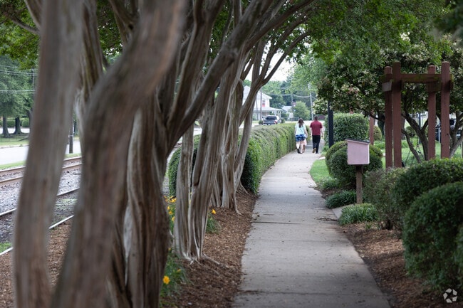 Covered walkways and paved sidewalks make Simpsonville a great place to walk to the stores.