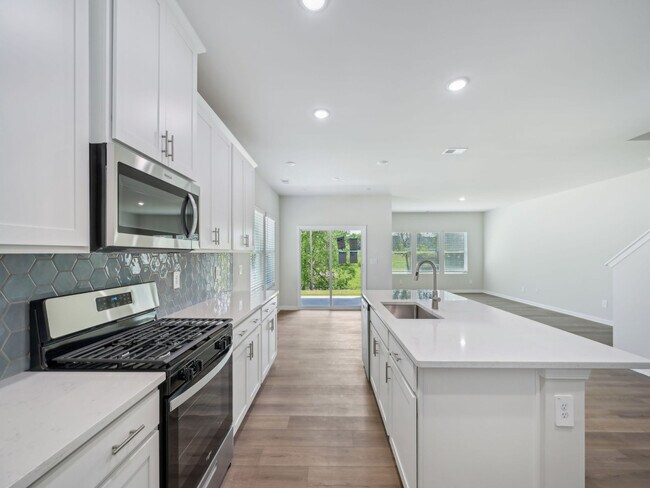 1212 Whitespire Way, Zebulon, NC 27597 - photo 6