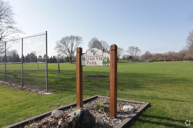 Welcome to Silver View Park
in Mounds View, Minnesota.