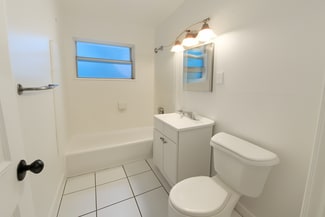 1600 Center St Unit B8, Jupiter, FL 33458