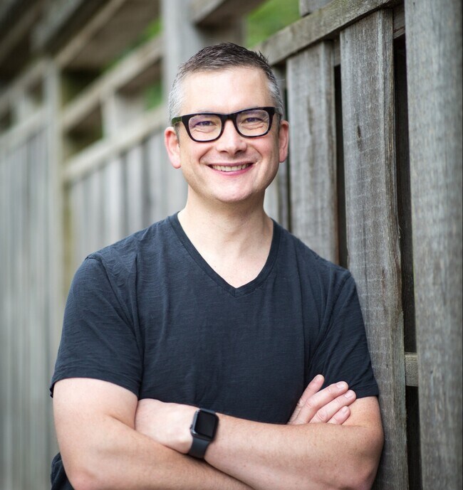 Chris Connelly
