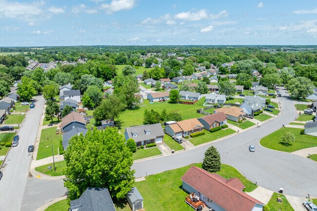 Ringgold is a neighborhood located in Clarksville, Tennessee.