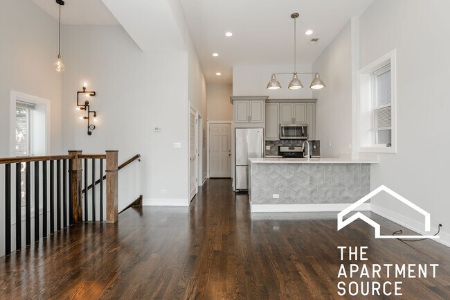 2648 W Augusta Blvd unit 2F, Chicago, IL 60622 - photo 5