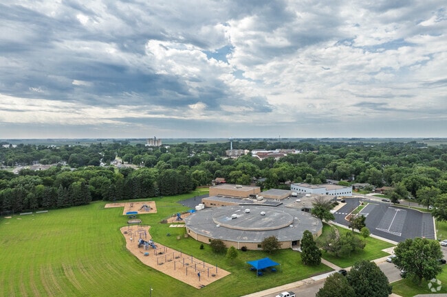 Lake Crystal Wellcome Memorial Elementary achieves superior student-teacher ratios compared to district standards, creating optimal learning conditions for elementary students in Lake Crystal.