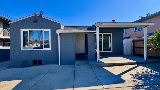 1026 W 108th St unit Front House, Los Angeles, CA 90044 - photo 1