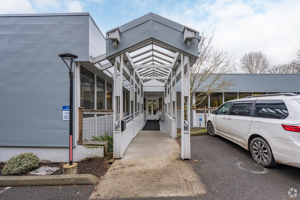 The Privett Academy