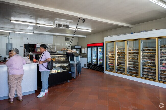 Spike's Bakery is a specialty bakery serving Mexican baked goods to the community.