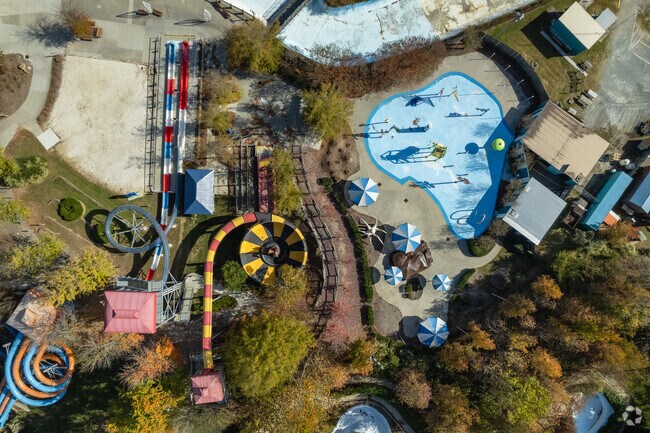 The Wet 'n Wild Emerald Park has some creative landscaping in Vandalia.
