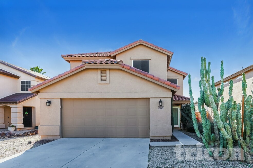 1351 E Stirrup Ln, San Tan Valley, AZ 85143 - photo 1