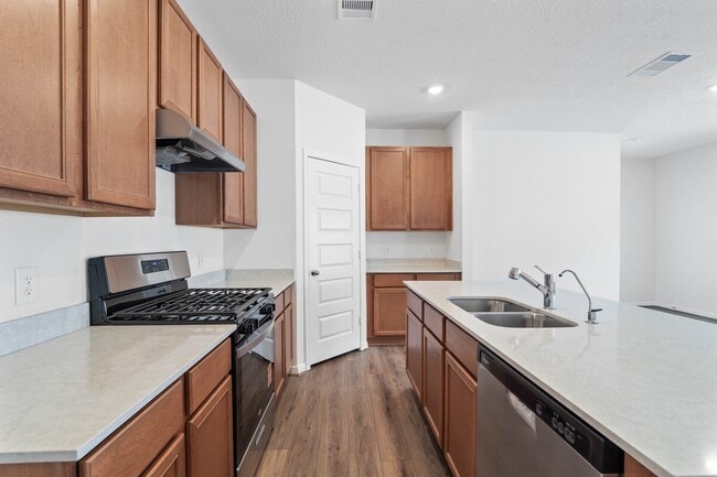 22839 Magnolia Haven Dr, Hockley, TX 77447 - photo 3