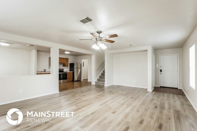 2831 Amber Morning, San Antonio, TX 78245 - photo 3