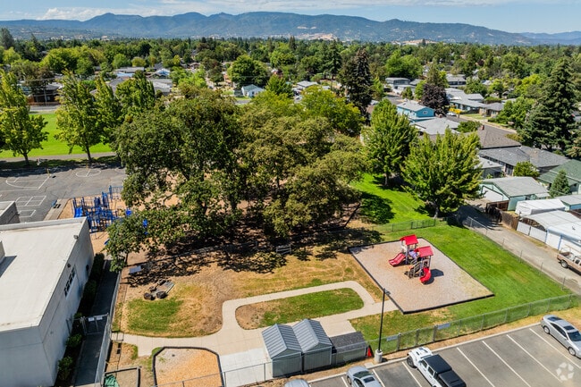 Washington Elementary School  has a large playground for students in Medford.