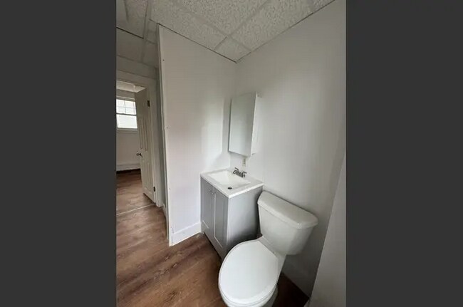 164 Myrtle Ave unit 1, Fitchburg, MA 01420 - photo 4