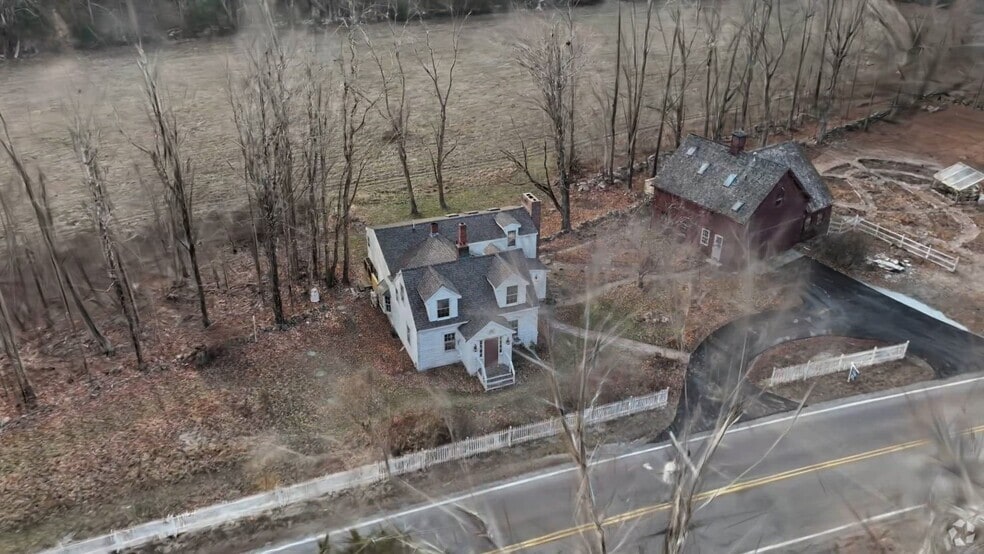 220 South Main St, Sherborn, MA 01770 - photo 2