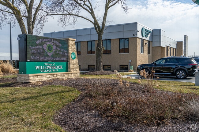 Willowbrook Village Hall organizes many community events in Willowbrook.