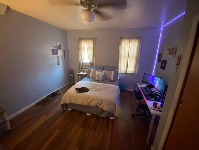 1401 Sarah St unit 2, Pittsburgh, PA 15203 - photo 4