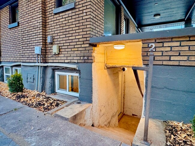 76 W 200 S unit 1, Springville, UT 84663 - photo 3