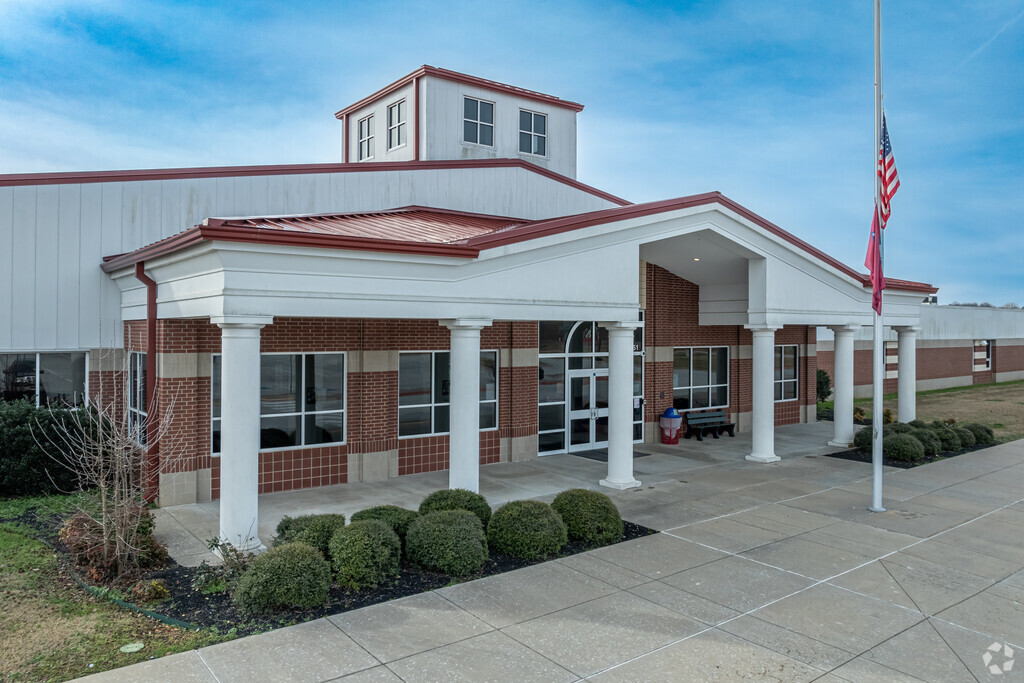 Sonora Middle School is a public school located in Springdale.