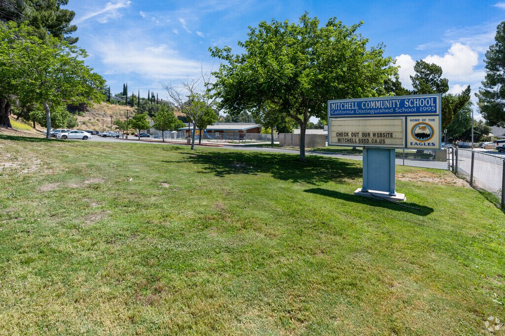 Mitchell Community Elementary School serves students in Canyon Country.