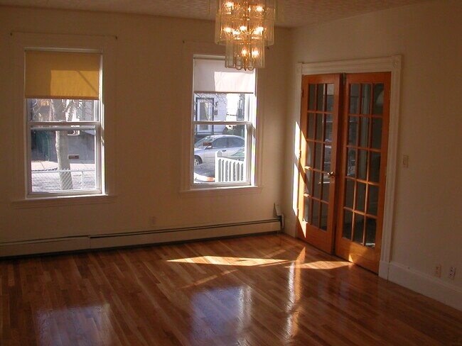 31 Seattle St unit 1, Allston, MA 02134 - photo 4