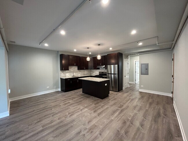 1000 Crain St unit 1000-2, Evanston, IL 60202 - photo 5