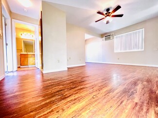 6821 Plymouth Rd, Stockton, CA 95207