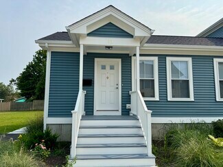 33 Hoppin Ave Unit 33, Riverside, RI 02915