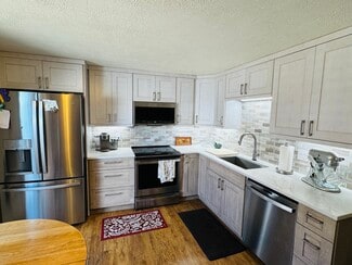 330 W 4th St, Silverthorne, CO 80498