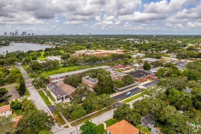 Aerial view of North Shore Elementary School building and neighborhood of Old Northeast in FL.