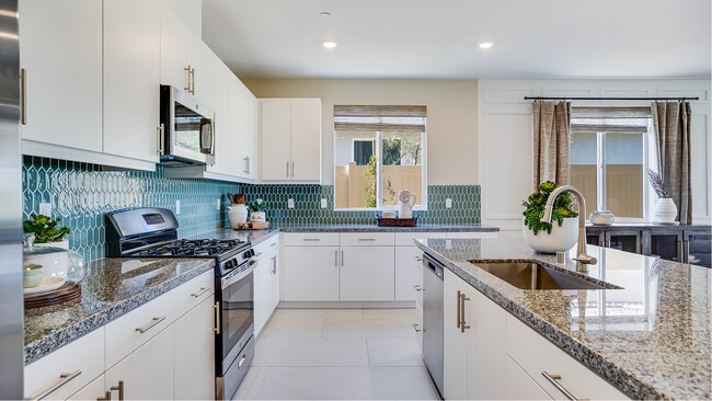 17499 Crabtree Meadows, Hesperia, CA 92345 - photo 4