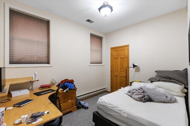 2338 N Greenview Ave unit 1, Chicago, IL 60614 - photo 6