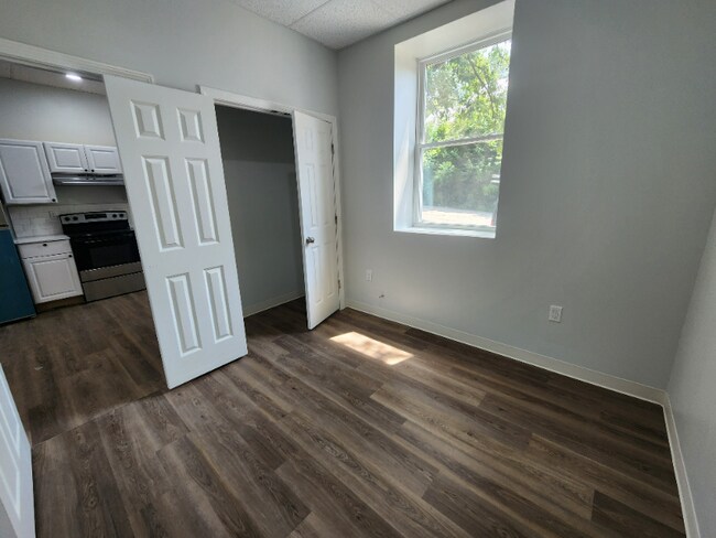 151 S Main St unit B7, Northfield, VT 05663 - photo 5