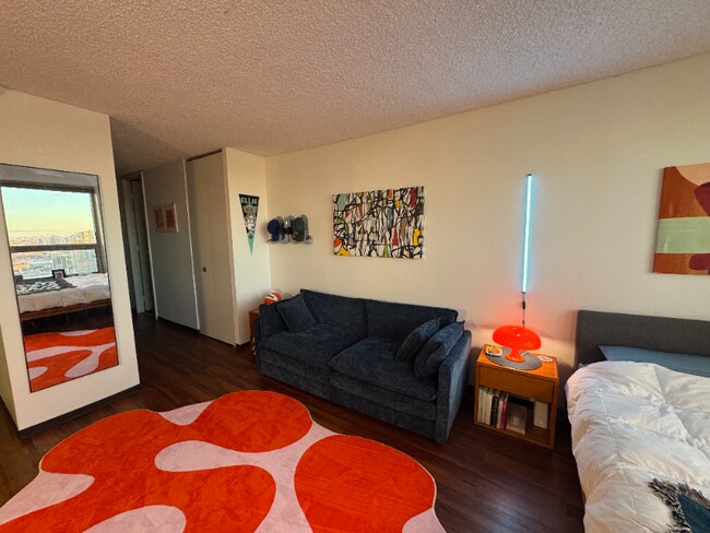 625 W Madison St unit 4006, Chicago, IL 60661 - photo 7