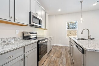 3254 Hamlet Loop, Opelika, AL 36804