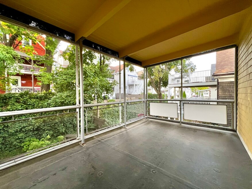 10 Packard Ave unit 10 Parckard Ave Unit, Somerville, MA 02144 - photo 1