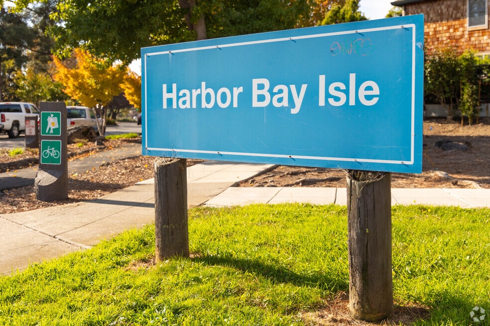 Harbor Bay/Bay Farm