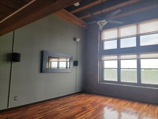 1545 Arboretum Dr Unit 313, Oshkosh, WI 54901