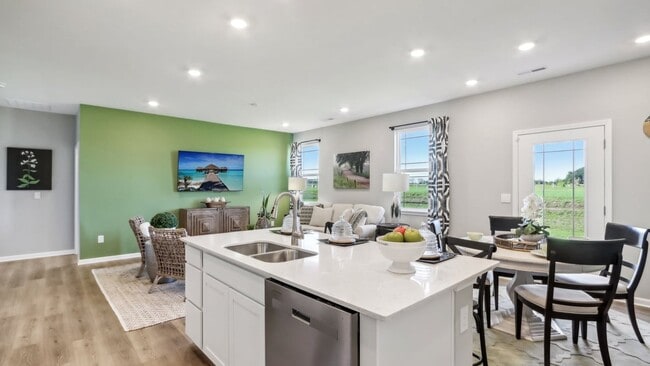 6815 Henley Way, Indianapolis, IN 46221 - photo 5