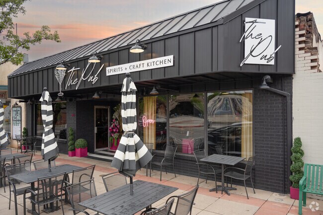 For local and chain restaurants and major national retailers, residents of Enoch travel to Cedar City, 4 miles away.