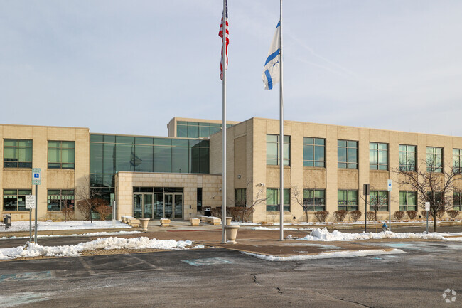 Fuchs Mizrachi School, Beachwood