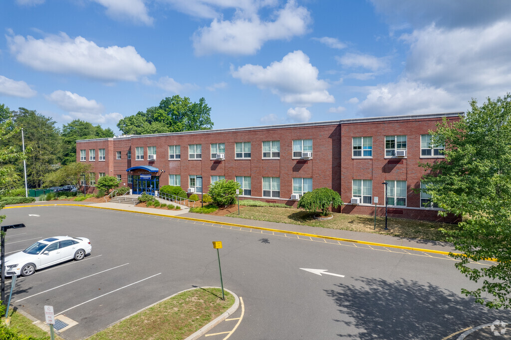 Royle Elementary School in Darien serves students in grades pre-K through 5th.