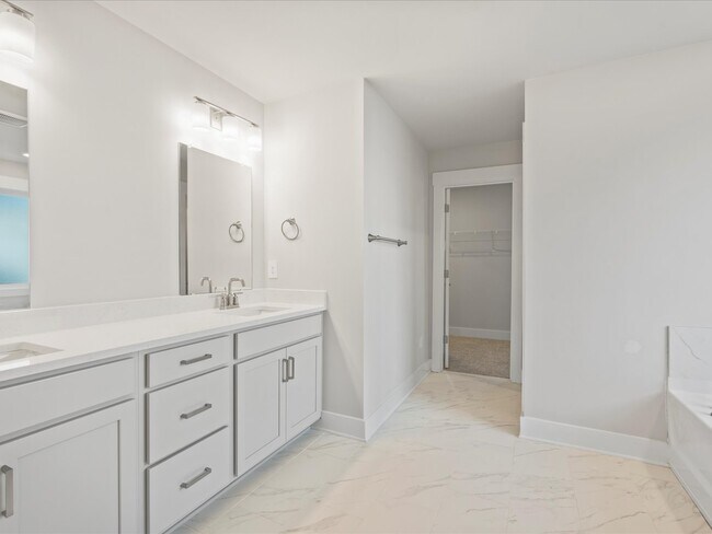 502 Tilson Rd, Piedmont, SC 29673 - photo 5