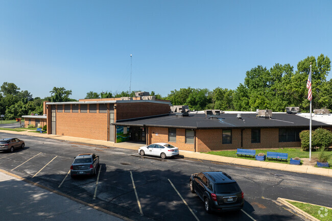 Meadows Elementary School has a 20:1 student to teacher ratio.