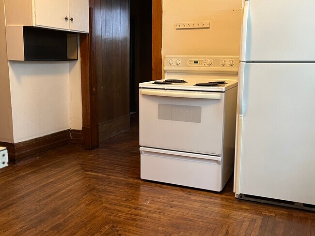 417 Elm St unit 1, Spooner, WI 54801 - photo 5