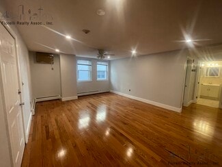 41 Clark St Unit 4, Boston, MA 02109